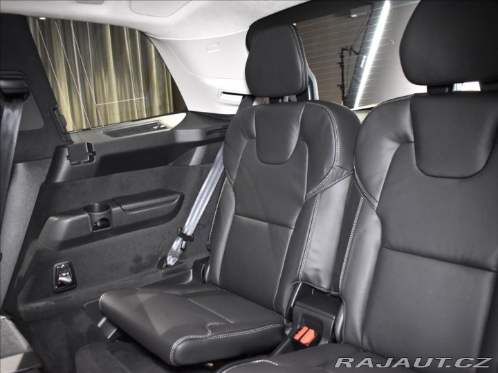 Volvo XC90 2,0 T8  Ultra Dark 1800