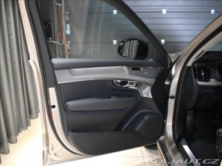 Volvo XC90 2,0 T8  Ultra Dark 1800