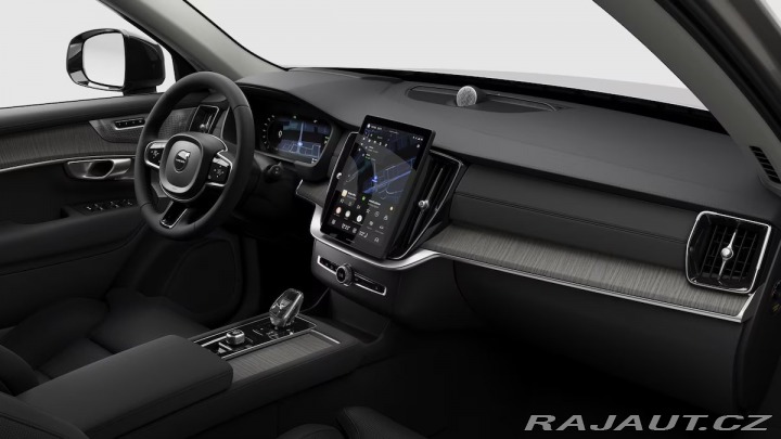 Volvo XC90 2,0 T8  Ultra Dark 2025