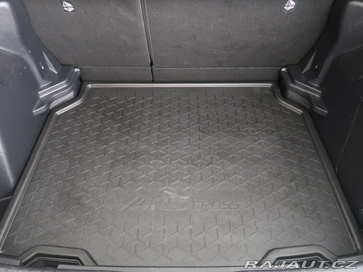 Toyota Yaris Cross 1.5Hybrid,1Maj,CZ,Comfort 2024