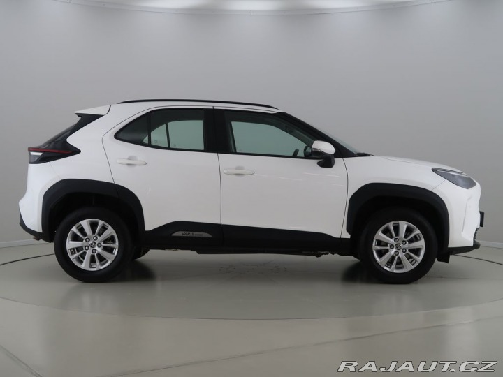 Toyota Yaris Cross 1.5Hybrid,1Maj,CZ,Comfort 2024