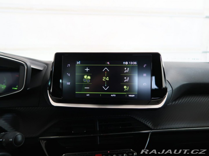 Peugeot 2008 1.2PureTech,74kW,ALLURE,M 1800