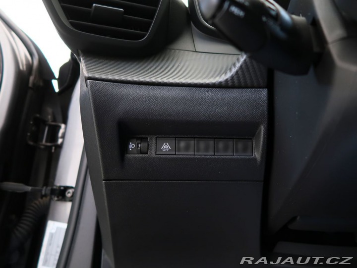 Peugeot 2008 1.2PureTech,96kW,ALLURE,M 1800