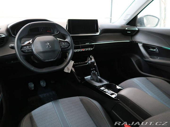 Peugeot 2008 1.2PureTech,96kW,ALLURE,M 1800