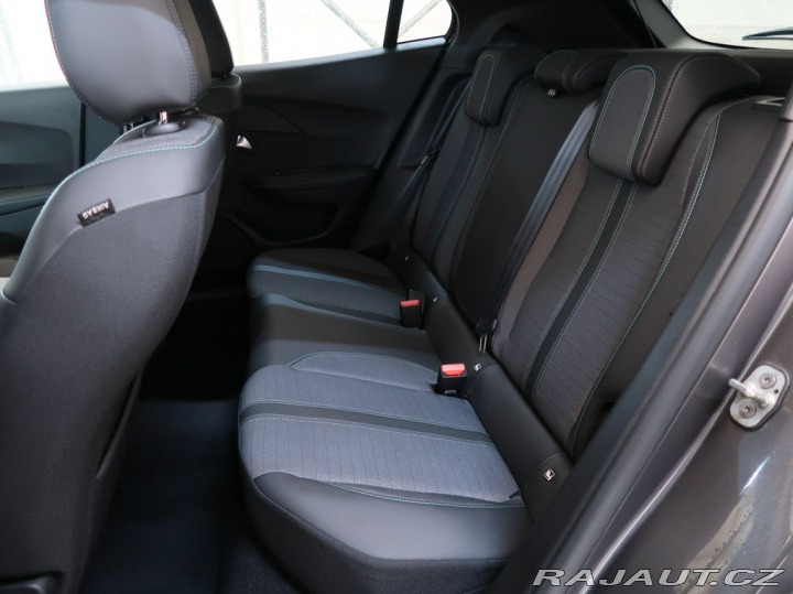 Peugeot 2008 1.2PureTech,96kW,ALLURE,M 1800