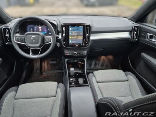 Volvo XC40 2,0 B3 Plus Dark 2023