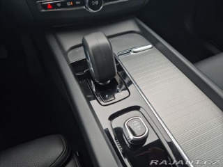 Volvo XC60 2,0 B4 AWD diesel Plus Da 2023