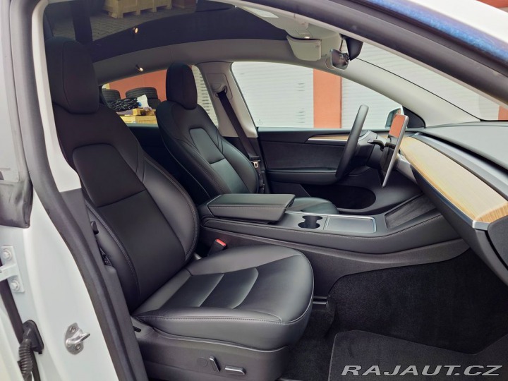 Tesla Model Y L.R. 378kW SOH 92% FSD PR 2022