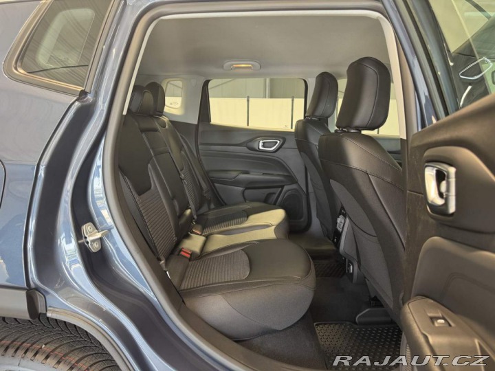 Jeep Compass Altitude 1.5 Turbo e-Hybr 2025