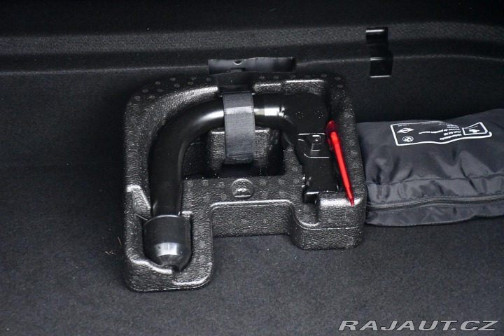 BMW 2 218d ŠEDÝ MAT ČR 1.MAJ M- 2024