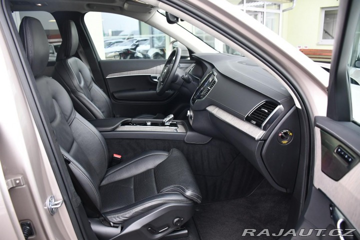 Volvo XC90 T8 ULTIMATE BRIGHT 2022