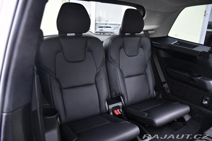 Volvo XC90 T8 REZERVACE 2022