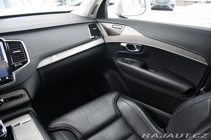 Volvo XC90 T8 2022