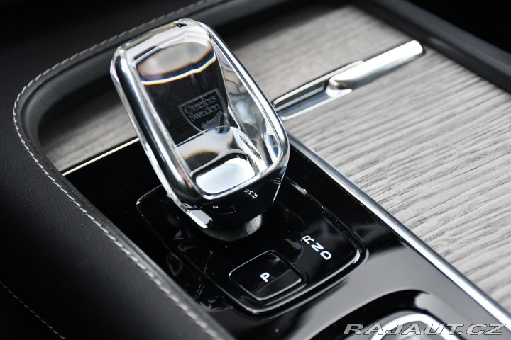 Volvo XC90 T8 ULTIMATE BRIGHT 2022