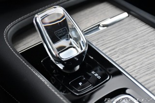 Volvo XC90 T8 ULTIMATE BRIGHT 2022