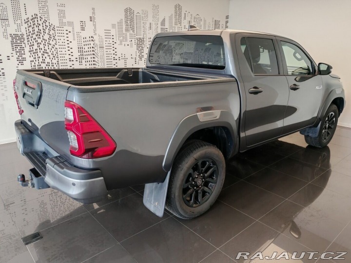 Toyota Hilux 2.8L Diesel - 4x4 - 6 AT 2025