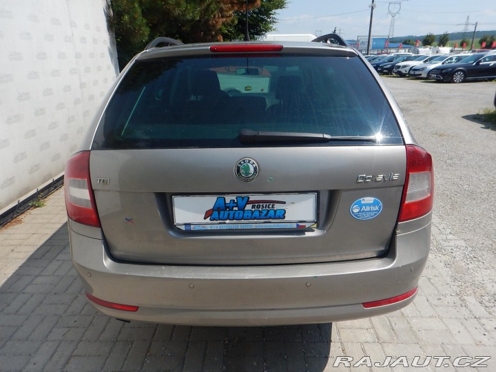 Škoda Octavia 1.6 TDi 77 KW 2009