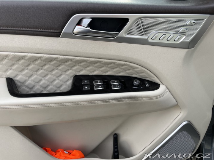 SsangYong Rexton 2,2 e-XDi 4WDAut Crystal 2022