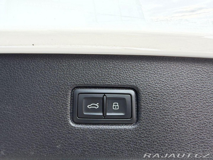 Audi Q7 S-Line  210kW Matrix 2023