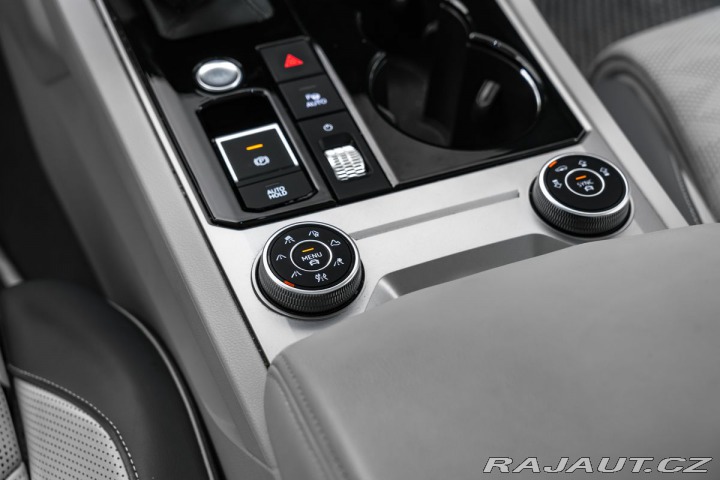 Volkswagen Touareg 4,0TDI V8 4M IQ Masáže Pa 2020