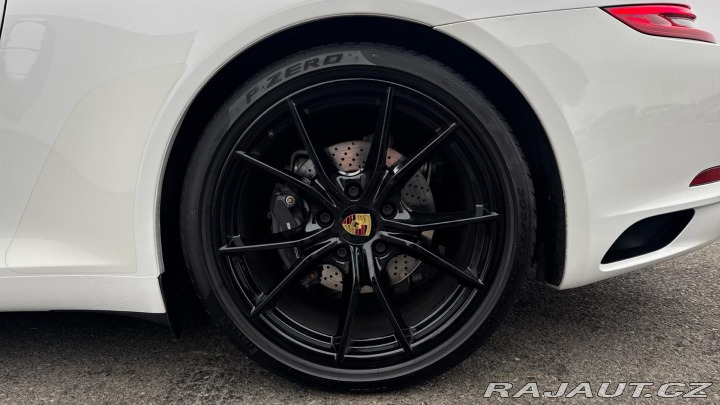 Porsche 911 Carrera Cabriolet 2016