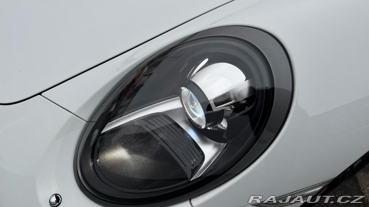 Porsche 911 Carrera Cabriolet 2016