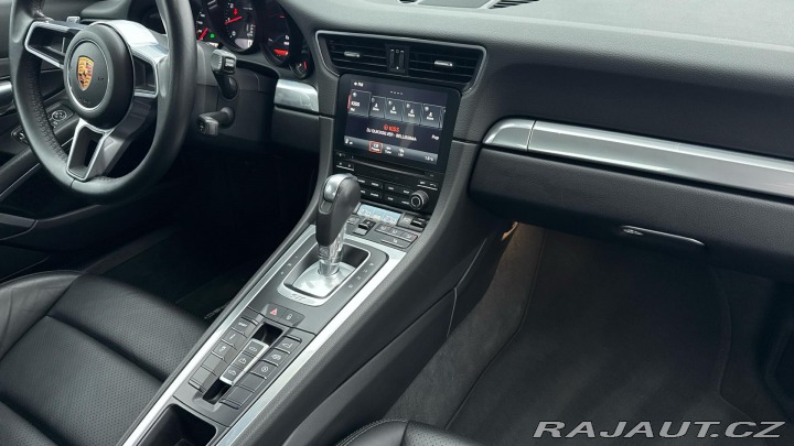 Porsche 911 Carrera Cabriolet 2016