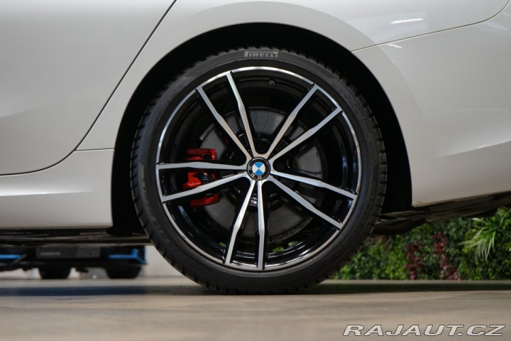 BMW 3 330i*XDRIVE*M*LASER*CARPL 2020