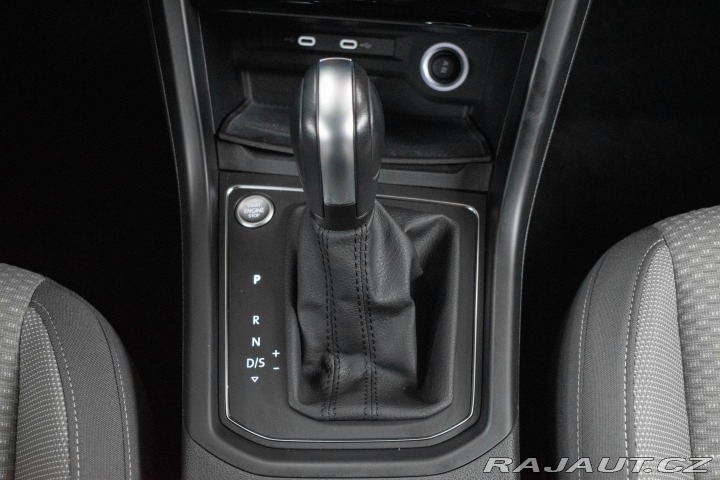 Volkswagen Touran 1.5 TSI 7.MÍST*TAŽNÉ*DPH* 2023