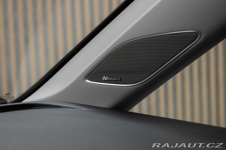 Volkswagen Touran 1.5 TSI 7.MÍST*TAŽNÉ*DPH* 2023