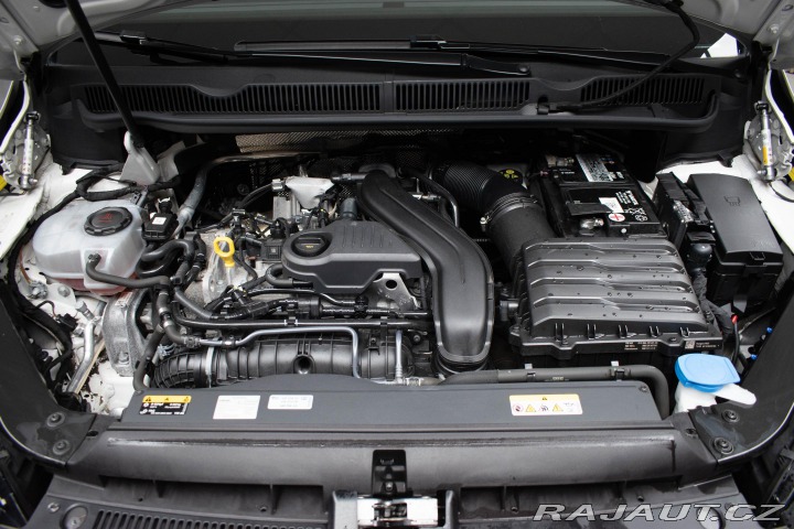 Volkswagen Touran 1.5 TSI 7.MÍST*TAŽNÉ*DPH* 2023