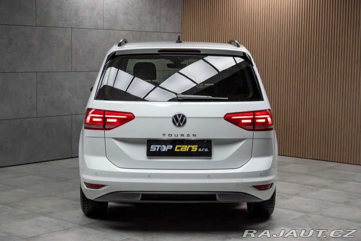 Volkswagen Touran 1.5 TSI 7.MÍST*TAŽNÉ*DPH* 2023