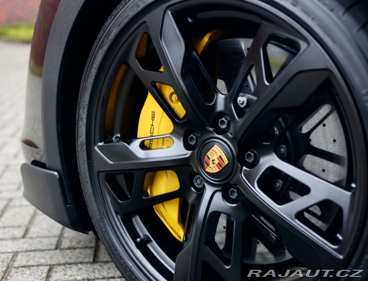 Porsche Taycan Turbo S | PDCC - Pasažie 2023