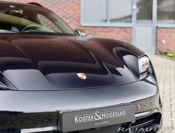 Porsche Taycan Turbo S | PDCC - Pasažie 2023