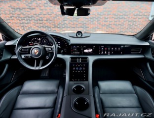 Porsche Taycan Turbo S | PDCC - Pasažie 2023