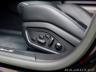 Porsche Taycan Turbo S | PDCC - Pasažie 2023