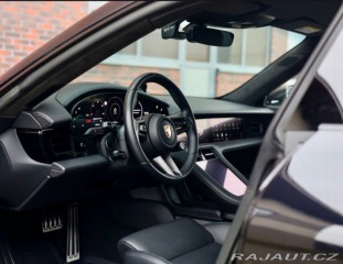 Porsche Taycan Turbo S | PDCC - Pasažie 2023