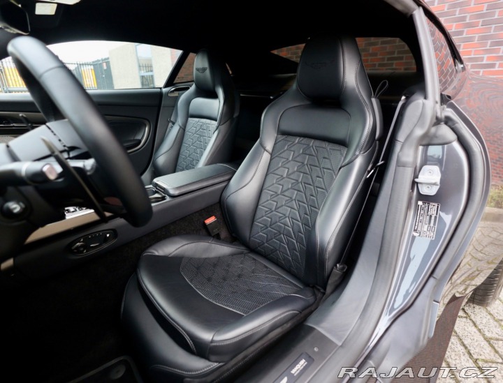 Aston Martin Vanquish 5.2 V12 | Nový model - Q 2024