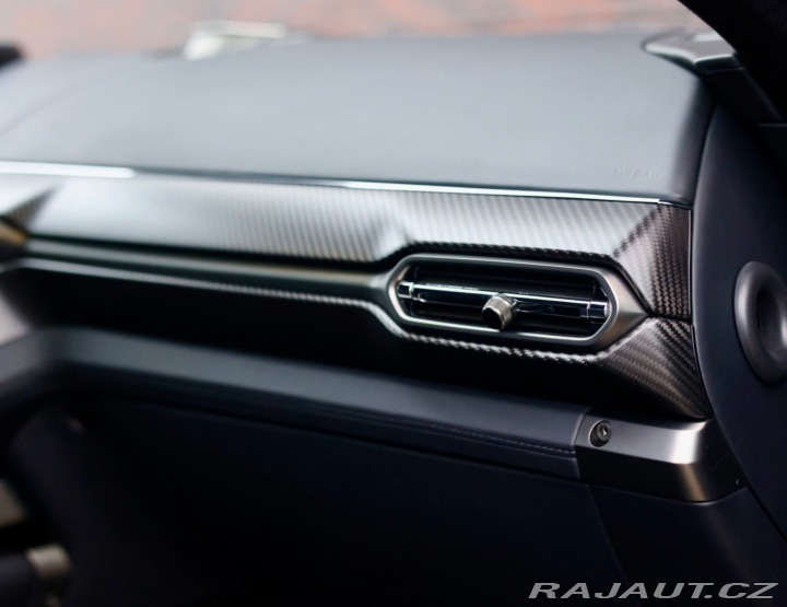 Aston Martin Vanquish 5.2 V12 | Nový model - Q 2024