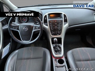 Opel Astra 1,4 i TURBO 103 kW Cosmo 2012