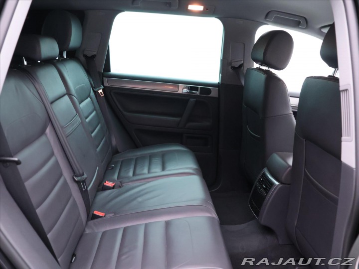 Volkswagen Touareg 3,0 TDi 176kW CZ 4M Serv. 2008