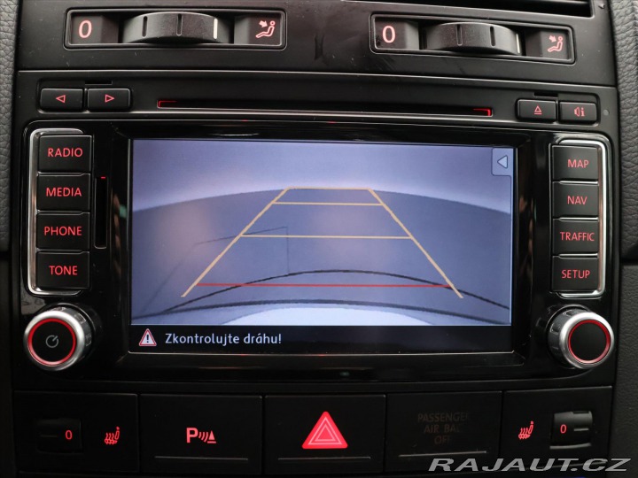 Volkswagen Touareg 3,0 TDi 176kW CZ 4M Serv. 2008