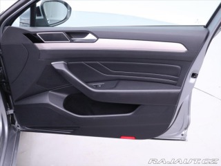 Volkswagen Passat 2,0 TDI 140kW DSG Eleganc 2019