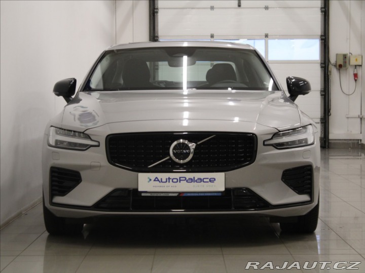 Volvo S60 2,0 T8 AWD 455koní Ultima 2024