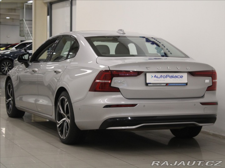 Volvo S60 2,0 T8 AWD 455koní Ultima 2024