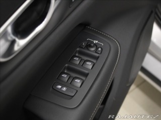 Volvo S60 2,0 T8 AWD 455koní Ultima 2024