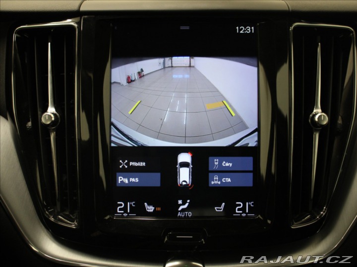 Volvo XC60 2,0 T5 250k.Mom.PRO BLIS 2019