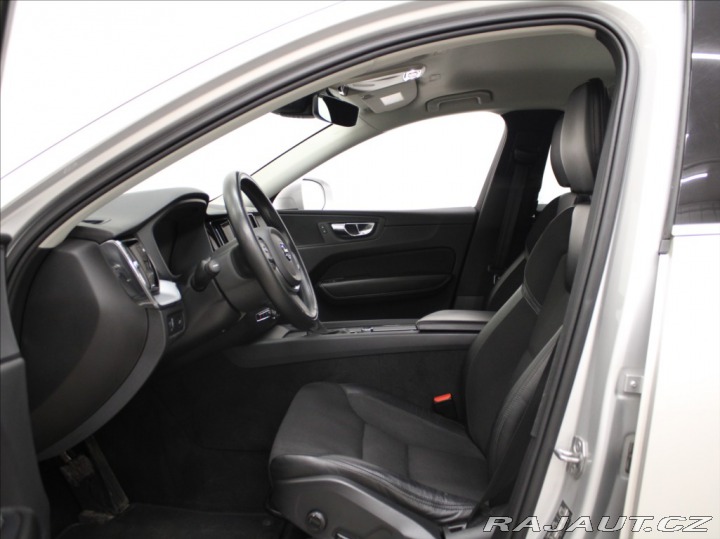 Volvo XC60 2,0 T5 250k.Mom.PRO BLIS 2019