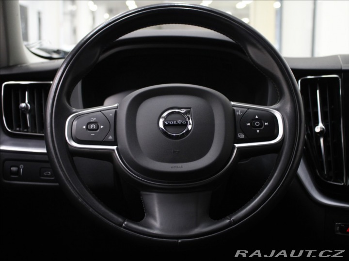 Volvo XC60 2,0 T5 250k.Mom.PRO BLIS 2019