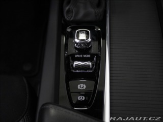 Volvo XC60 2,0 T5 250k.Mom.PRO BLIS 2019